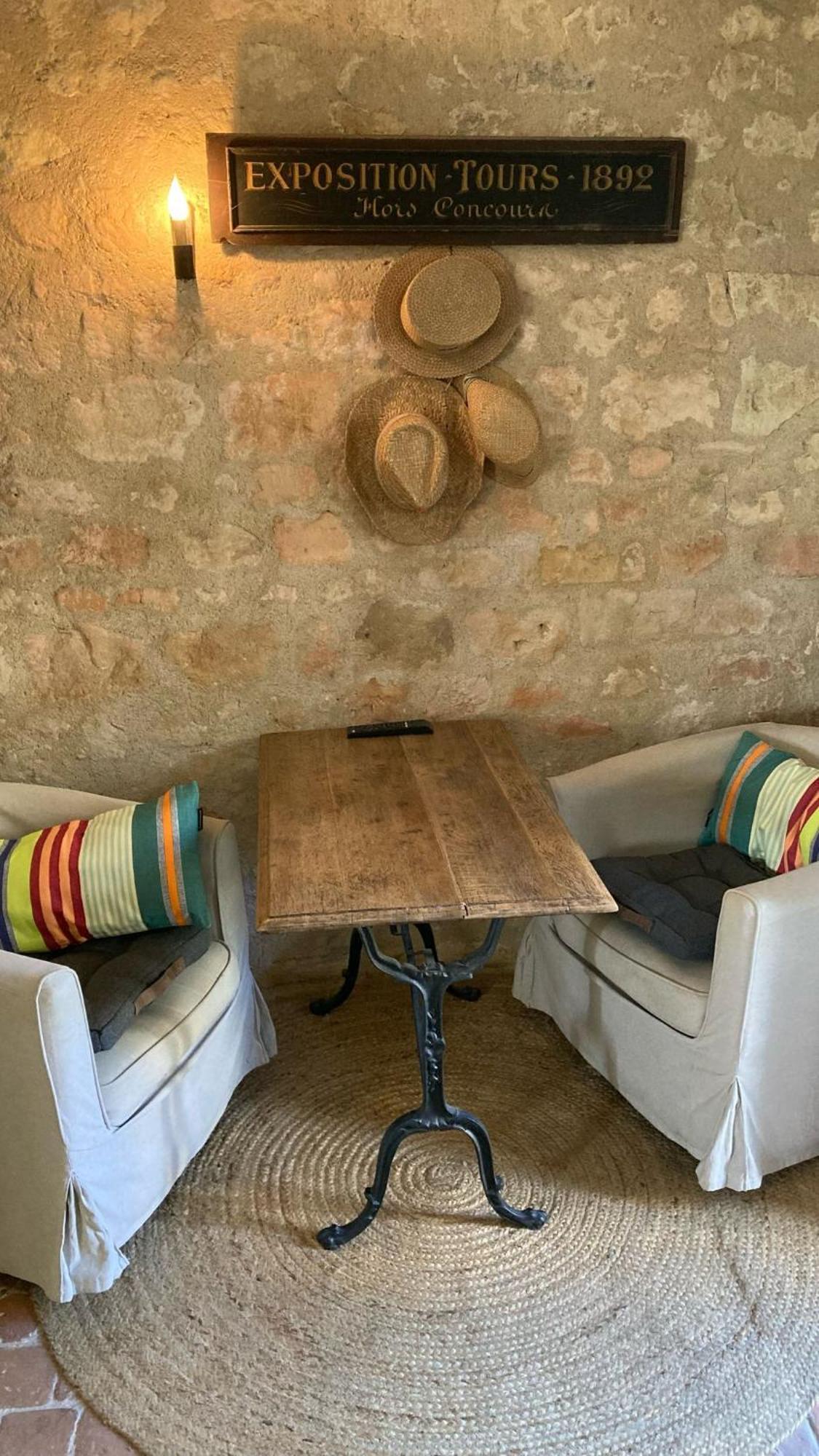 Bed and Breakfast Domaine de Givré Chinon Exterior foto